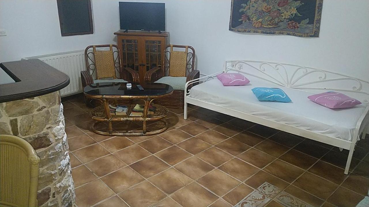 Το Πετρινο Villa Agia Marina Mikrolimanou Dış mekan fotoğraf